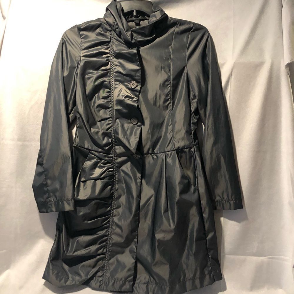 Katherine Barclay mid length raincoat size SP. CJ